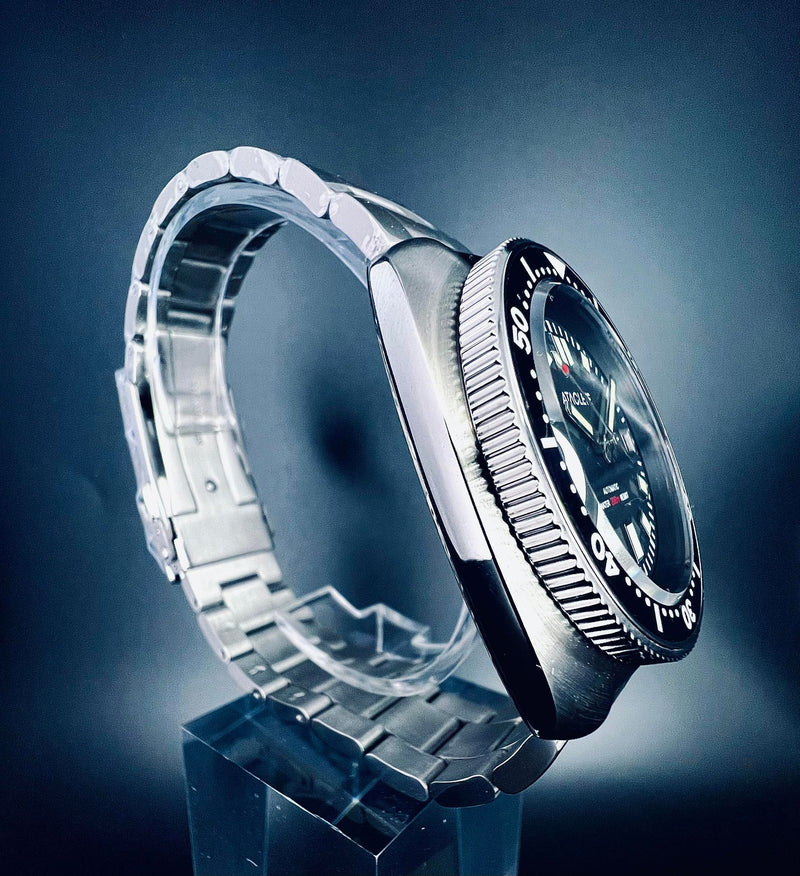 Load image into Gallery viewer, ATACLETE Triton Dive Watch
