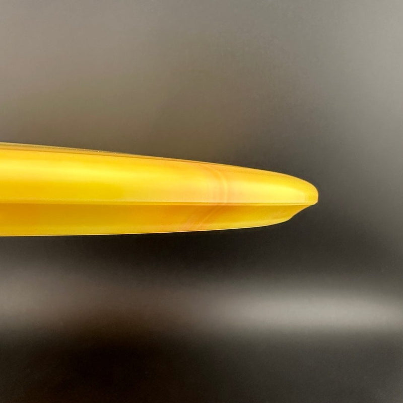 Load image into Gallery viewer, Gold-Ice Burst Claymore - Craftsmanship