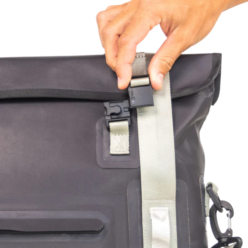 Load image into Gallery viewer, Waterproof Floating Tote Cooler - Black