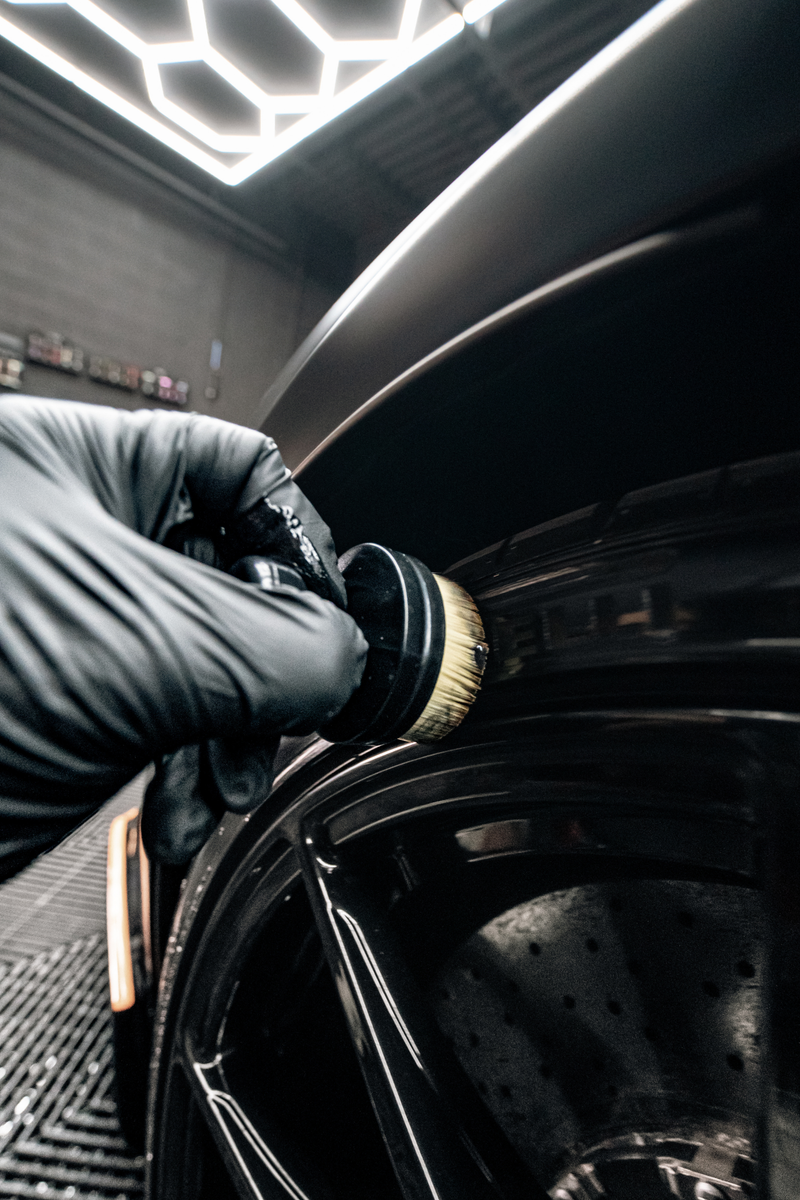 Load image into Gallery viewer, BLACKLINE® TIRE SHINE APPLICATOR BRUSH