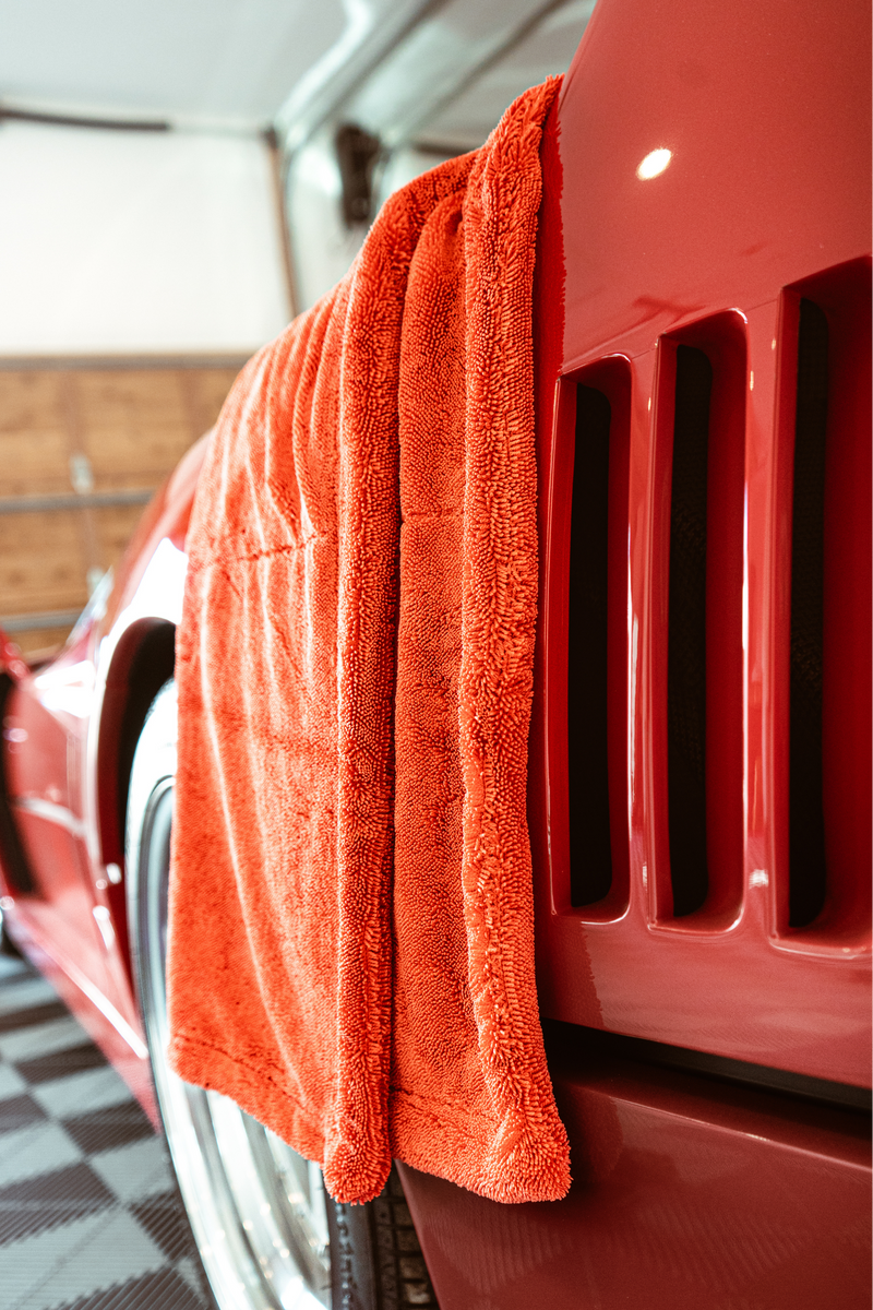 Load image into Gallery viewer, BLACKLINE® TWISTED-LOOP DRYING TOWEL