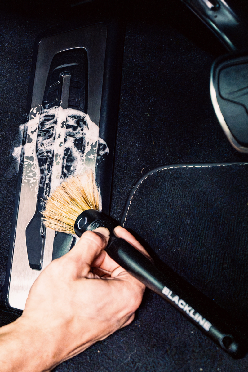 Load image into Gallery viewer, BLACKLINE® BOAR'S HAIR BRUSH SET