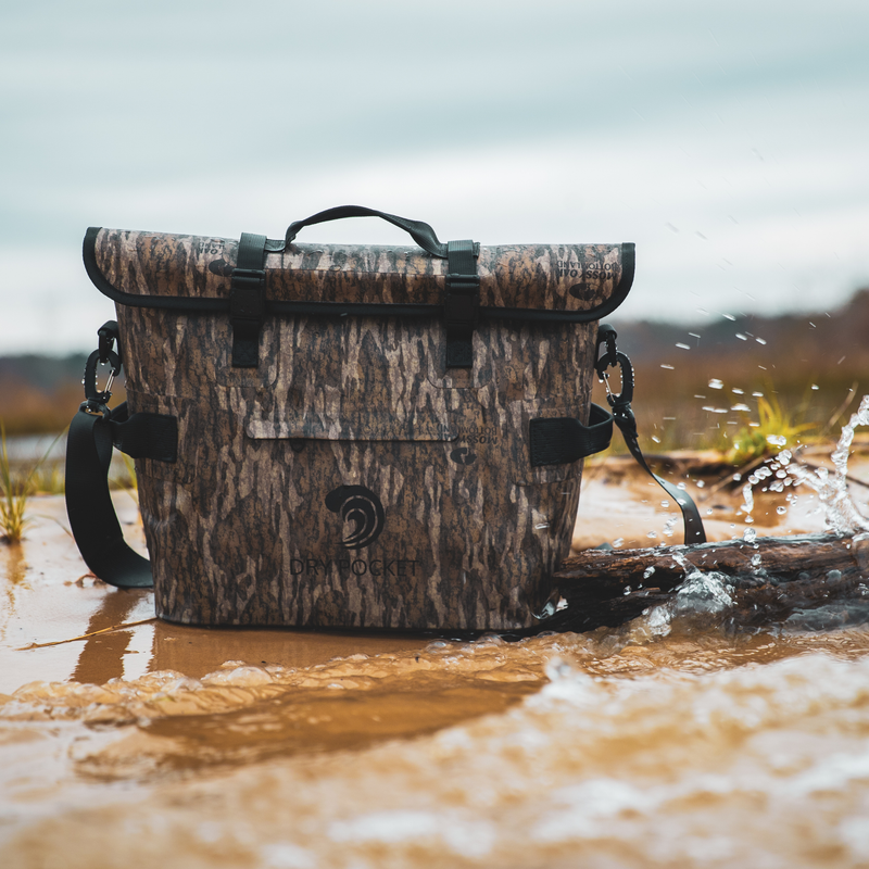 Load image into Gallery viewer, Waterproof Floating Cooler Bag - Bottomland Camo