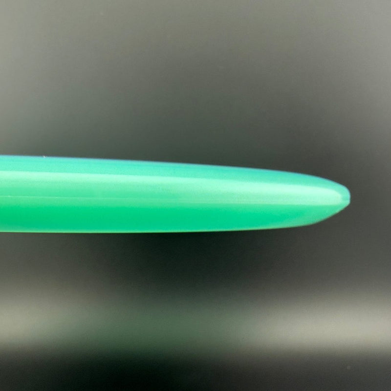 Load image into Gallery viewer, Classic Glow Champion Mako3 - F2