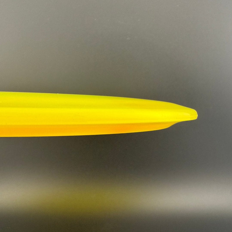 Load image into Gallery viewer, Z Swirl Cigarra - Irish Bee