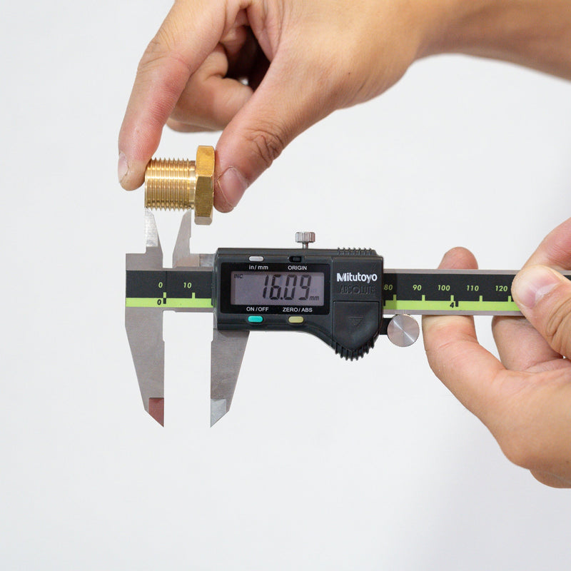 Load image into Gallery viewer, 1/4" FPT x 1/4" FPT Brass Bulkhead