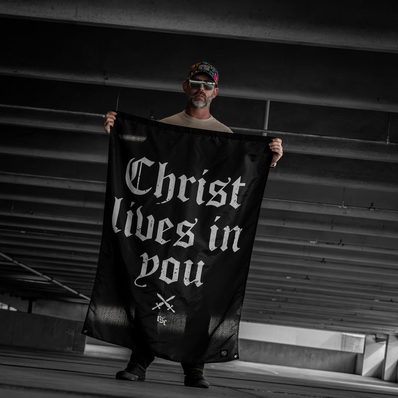 Load image into Gallery viewer, Christ Lives In You 4' x 3' Flag