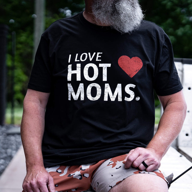 Load image into Gallery viewer, I Love Hot Moms Men's T-shirt
