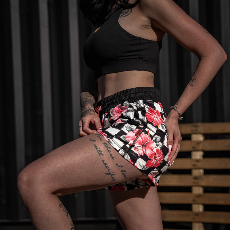Load image into Gallery viewer, Women’s Studio Flex Training & Recovery Shorts | 4"