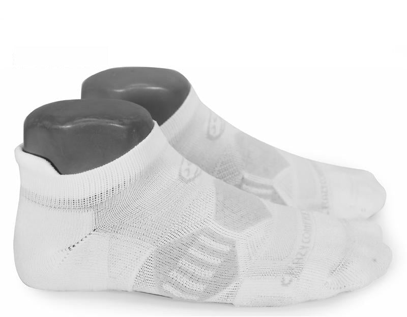 Load image into Gallery viewer, Clean White - Elite Runners Socks