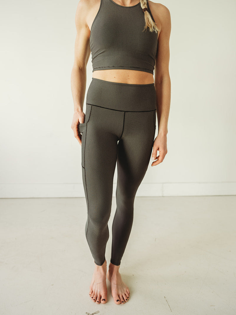 Load image into Gallery viewer, Grey Wander Pocket Yoga Pants in Microstripe *FINAL SALE*