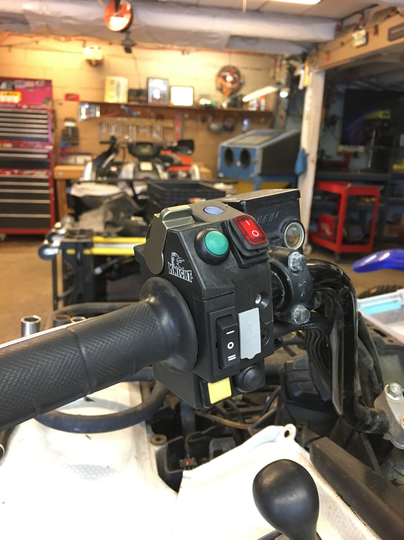 Load image into Gallery viewer, Control Switches Box - with Light Bar Switch, Winch Switch, USB Port & More