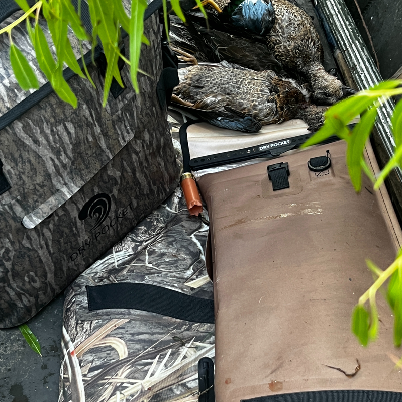 Load image into Gallery viewer, Waterproof Floating Shotgun Bag - Coyote Brown