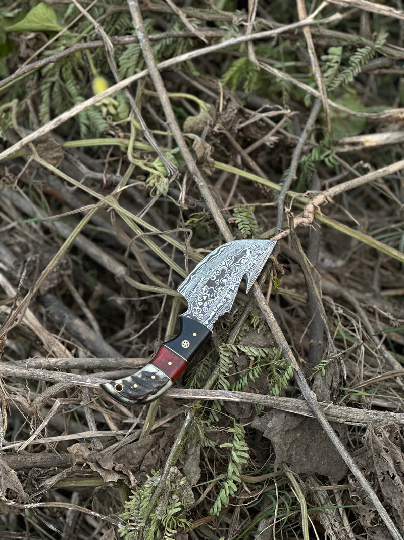 Load image into Gallery viewer, Premium Custom Handmade Damascus Steel Guthook Skinning Knife with Resin Handle - 7.5” Sharp Blade with Leather Sheath