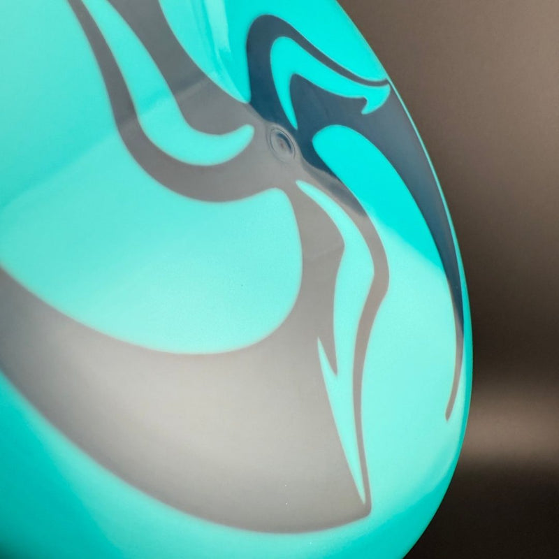 Load image into Gallery viewer, S-Line P2 - Official Huk Tri-Fly Dyed