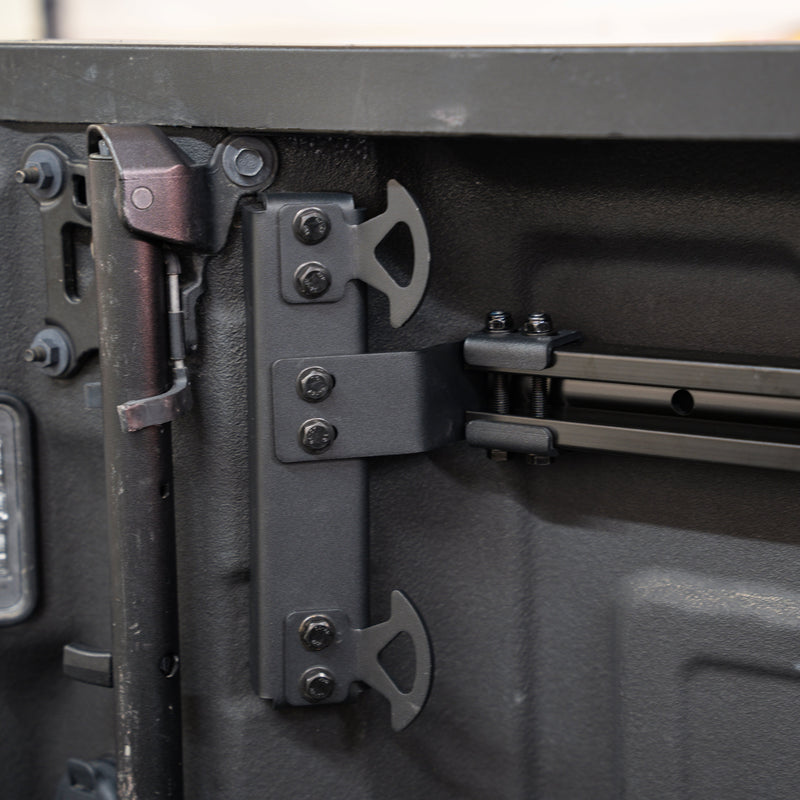Load image into Gallery viewer, Integral Rail Kit + Panel Kits - GM HD 2020+ (8' Long Bed Only)