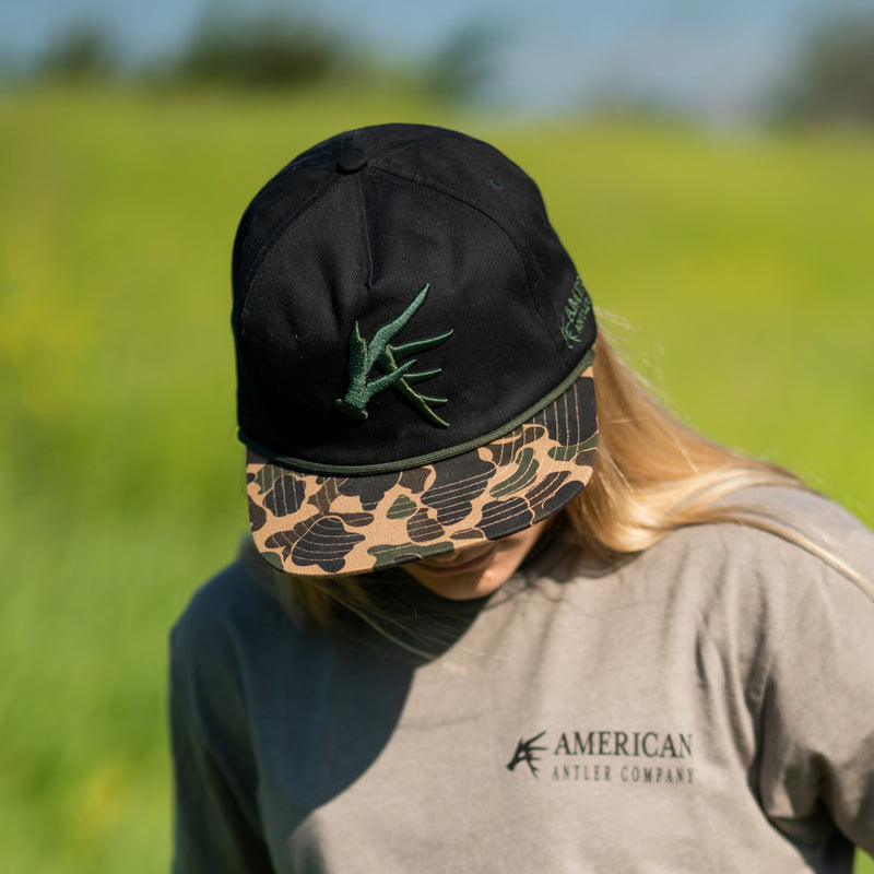 Load image into Gallery viewer, Antler Logo Rope Hat