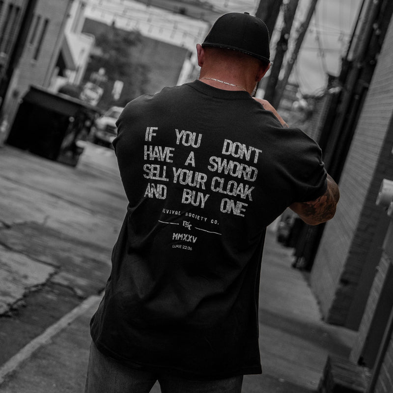 Load image into Gallery viewer, Sell Your Cloak Men's T-Shirt
