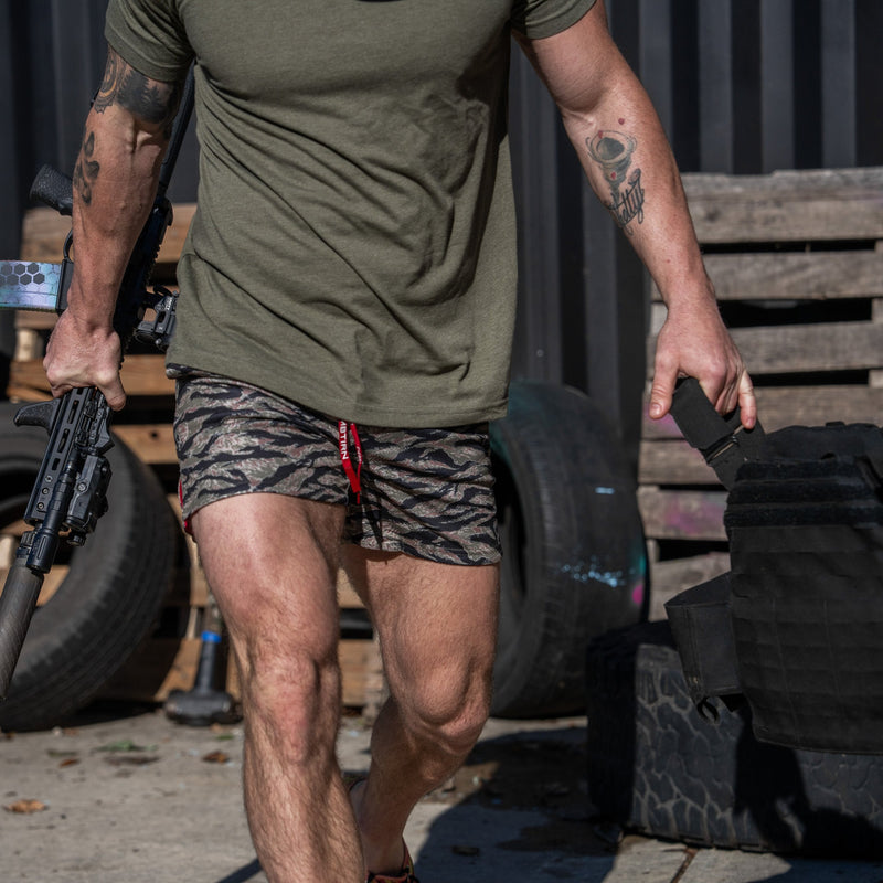 Load image into Gallery viewer, Men's Hooch Daddy Mesh Shorts | 5"