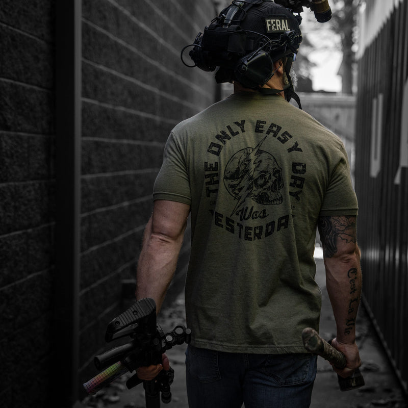Load image into Gallery viewer, Only Easy Day Was Yesterday Skull Men's T-Shirt