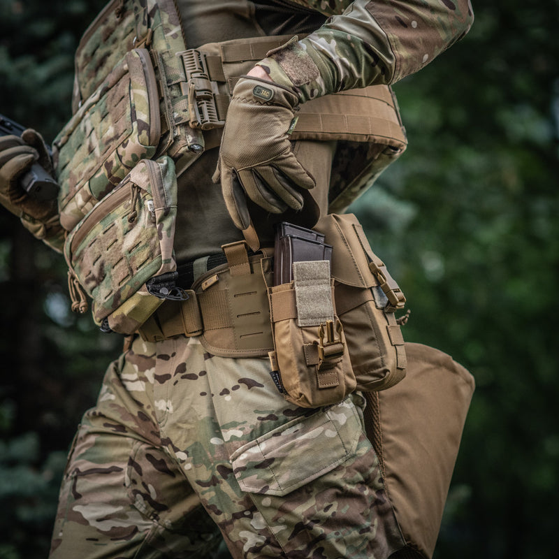 Load image into Gallery viewer, M-Tac Double Mag Pouch with Fastex Buckle