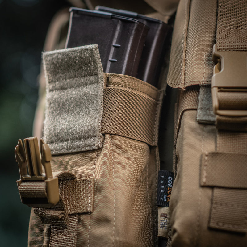 Load image into Gallery viewer, M-Tac Double Mag Pouch with Fastex Buckle