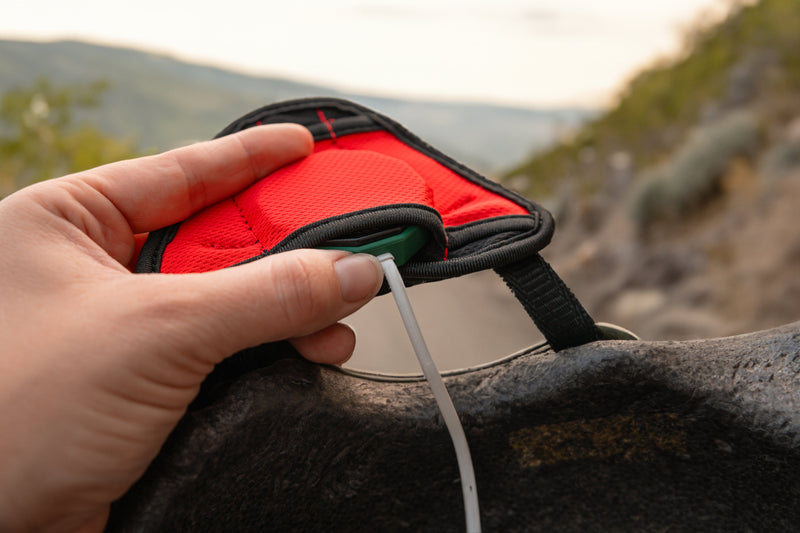 Load image into Gallery viewer, K-Roo Pouch 2.0 (UNIVERSAL HELMET AUDIO POUCH)