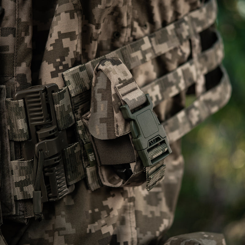 Load image into Gallery viewer, M-Tac Case Grenade Closed