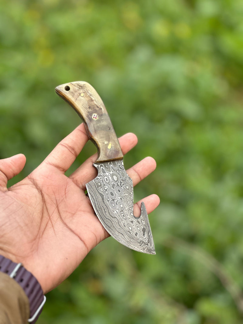 Load image into Gallery viewer, Custom Handmade Damascus Steel Guthook Skinning Knife with Sheep Horn Handle – 7.5” Hunting Gift with Leather Sheath
