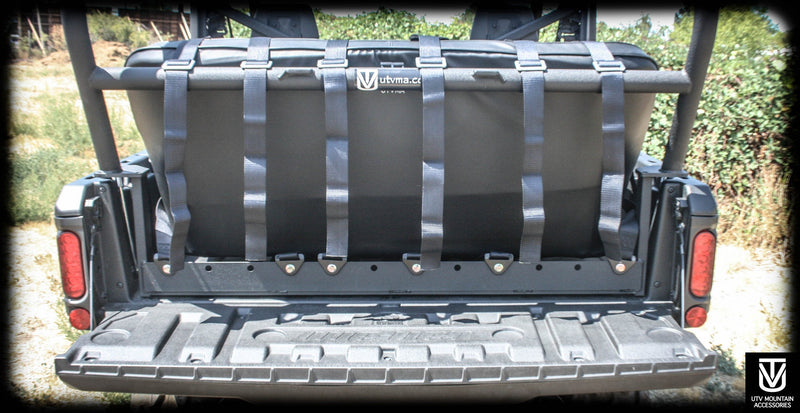 Load image into Gallery viewer, Defender Backseat and Roll Cage Kit (2016+)