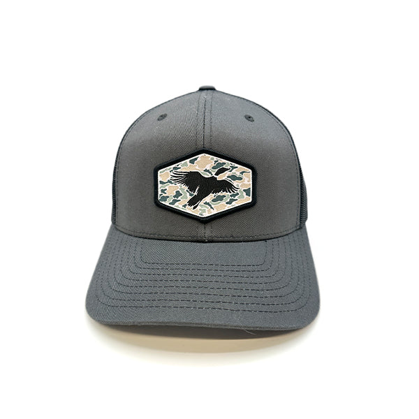 Load image into Gallery viewer, Duck Silhouette Hat