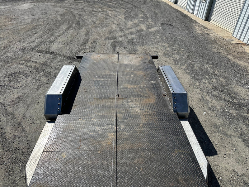Load image into Gallery viewer, Heavy Duty Weld on DIY Drive Over Trailer Fender Kit Bare Steel - Pair