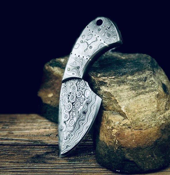 Load image into Gallery viewer, Handmade Damascus Steel Fixed Blade Pocket Knife – Full Tang Skinner with Leather Sheath