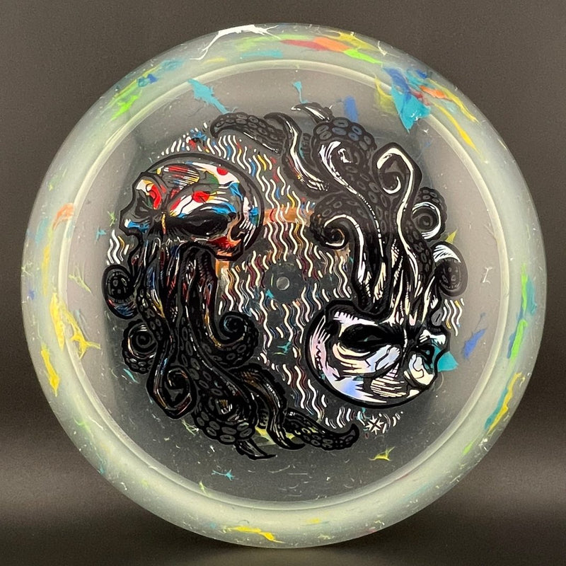 Load image into Gallery viewer, Jawbreaker Z Cigarra - "Cthuloop" by Kelly Baber