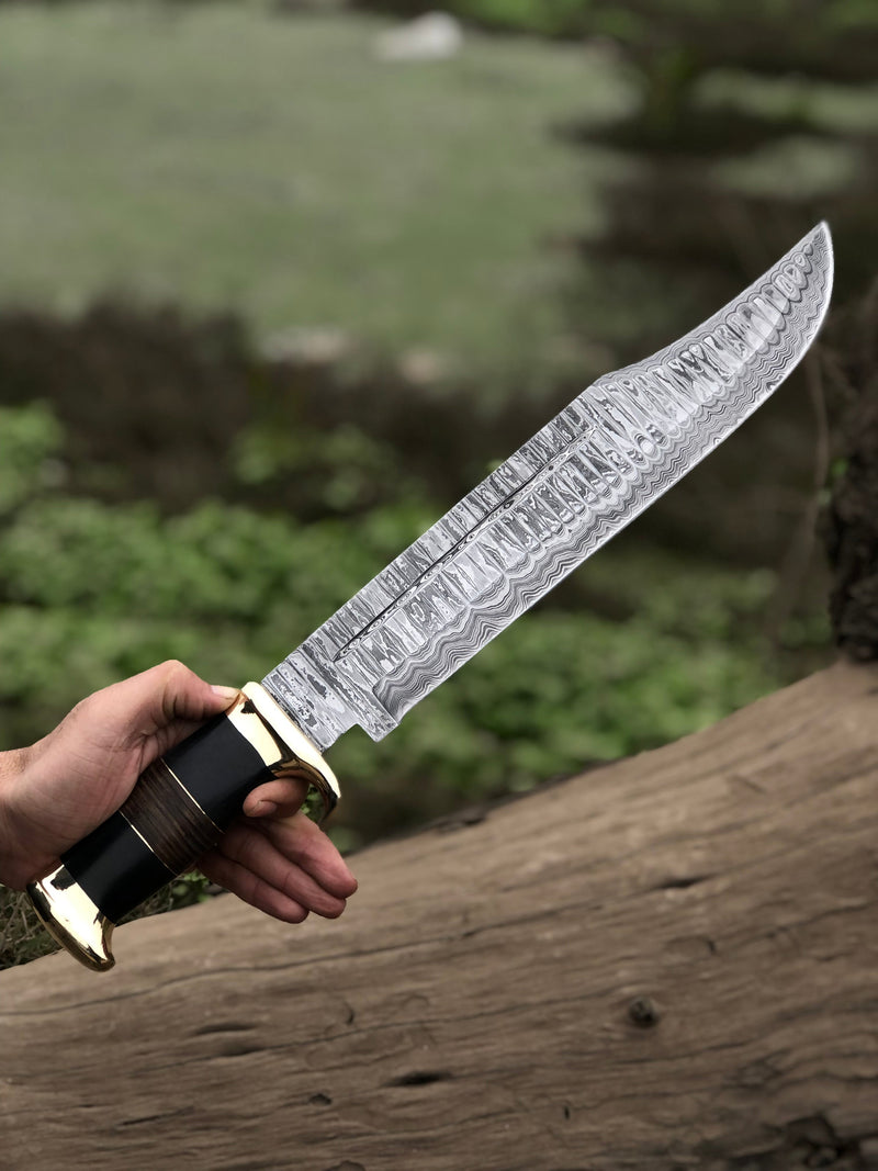Load image into Gallery viewer, Authentic Crocodile Dundee Knife – 16” Handmade Damascus Steel Blade with Buffalo Horn or Leather Handle & Brass Guard + Leather Sheath
