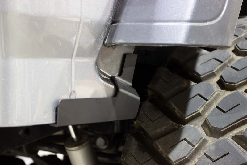 Load image into Gallery viewer, Fishbone Offroad Quarter Panel Chip Guards for 2018 & Up Jeep Wrangler FB13138