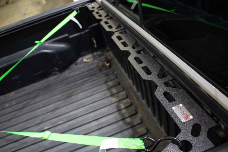 Load image into Gallery viewer, Fishbone Offroad Wheel Chock System for 2005 & Up Toyota Tacoma FB21294