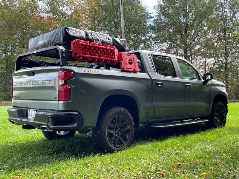 Load image into Gallery viewer, Fishbone Offroad Short Bed Half Height Tackle Rack for 1988 & Up GM Pickup FB21322