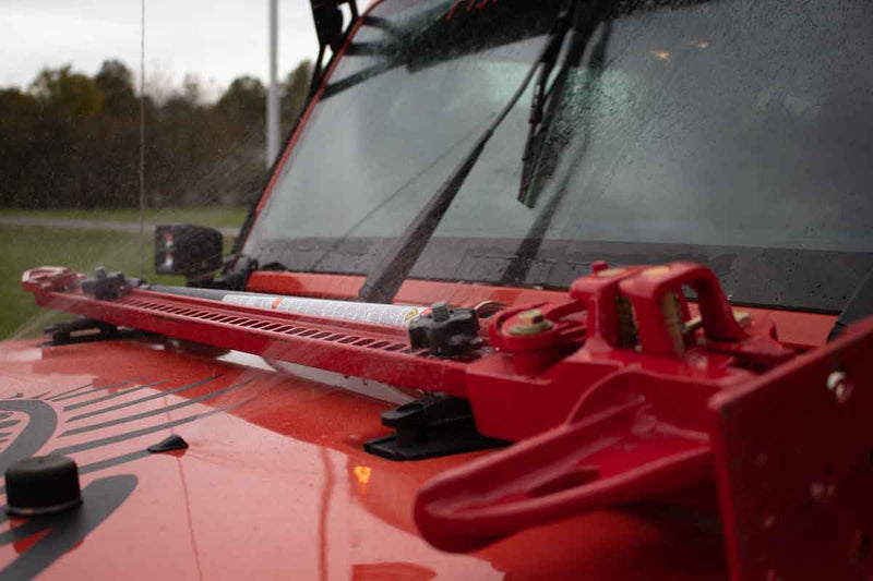 Load image into Gallery viewer, Fishbone Offroad Hi-Lift Jack Hood Mount for 2007 & Up Jeep Wrangler/Gladiator FB31317