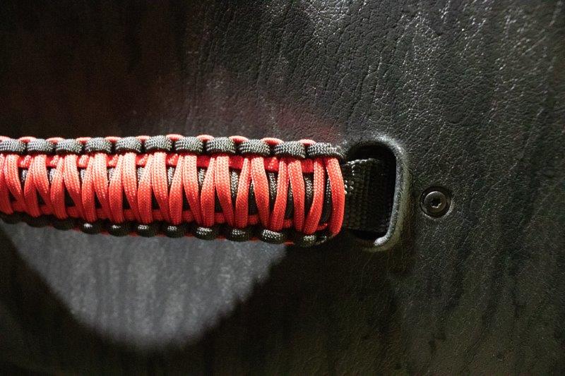 Load image into Gallery viewer, Fishbone Offroad Red Paracord Door Handles for 1997-2006 Jeep Wrangler FB55286