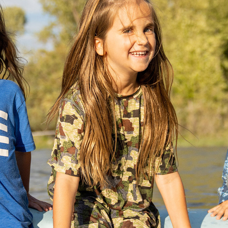 Load image into Gallery viewer, Youth Solair Short Sleeve Sun Shirt