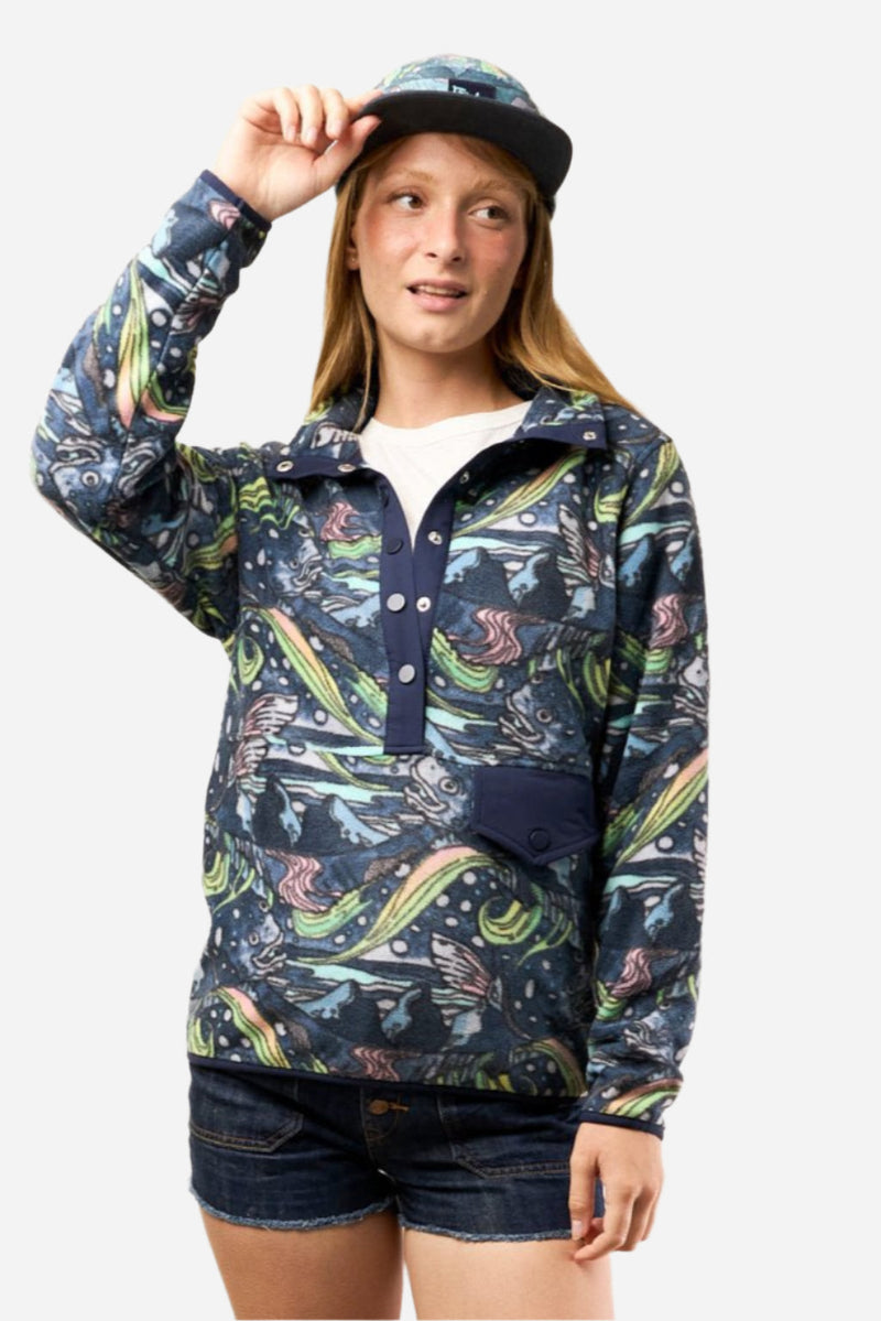 Load image into Gallery viewer, HaliBorealis Riffle Snap Fleece