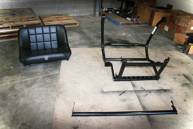 Load image into Gallery viewer, General Back Seat and Roll Cage Kit (2016+)