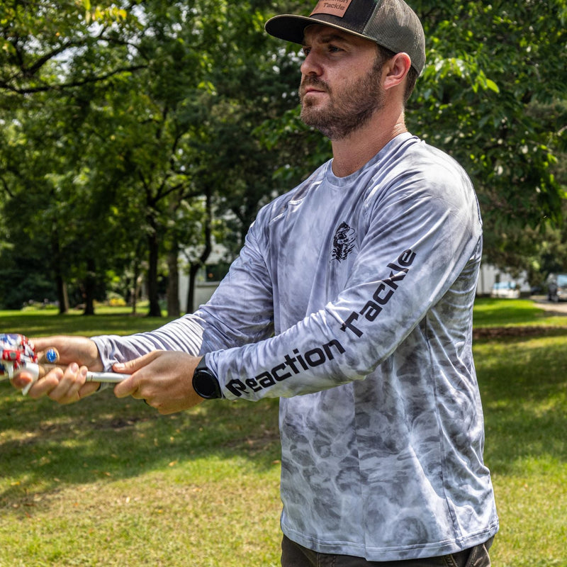 Load image into Gallery viewer, Reaction Tackle SPF UPF 50+ Long Sleeve Fishing Shirt