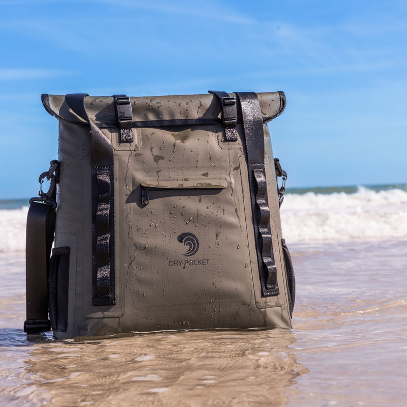 Load image into Gallery viewer, Waterproof Floating Tote Cooler - Hunter Green