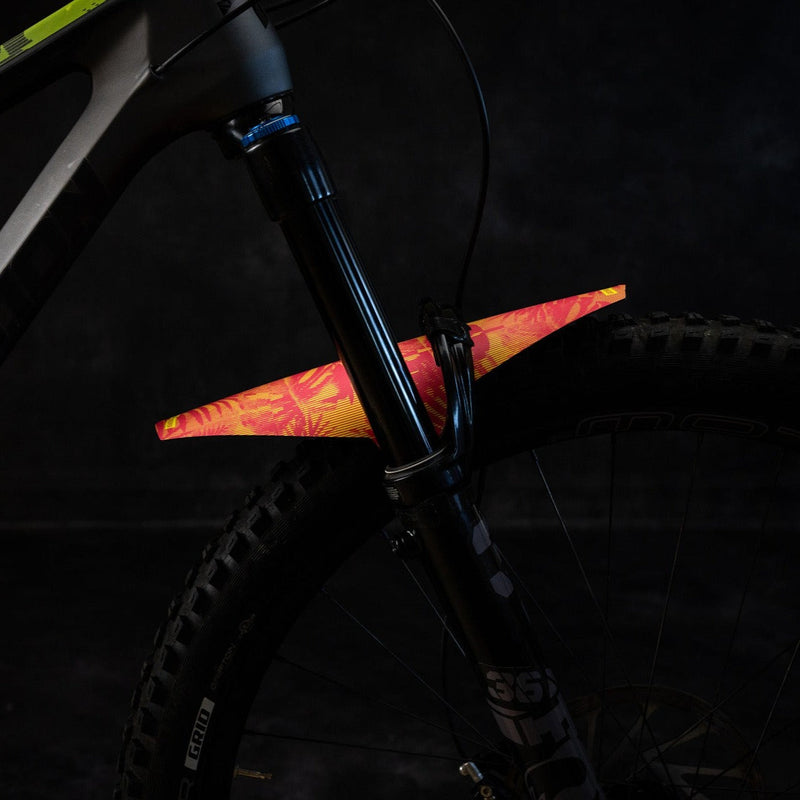 Load image into Gallery viewer, Tropical Glitch Long Fender
