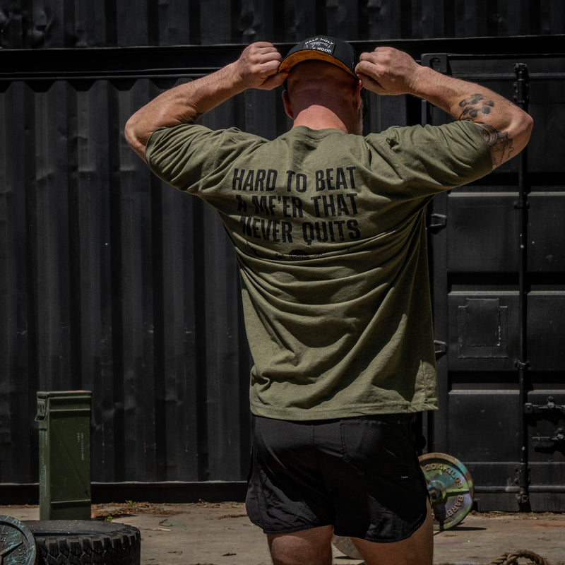 Load image into Gallery viewer, Hard To Beat A Mf'er That Never Quits Men's T-Shirt