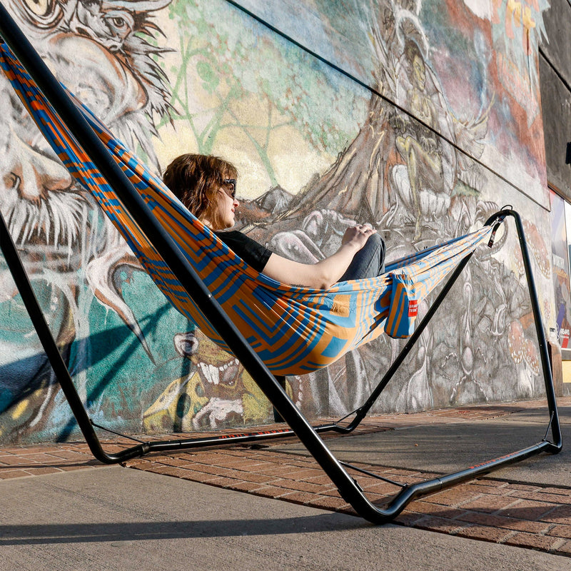 Load image into Gallery viewer, Hangout Hammock Stand