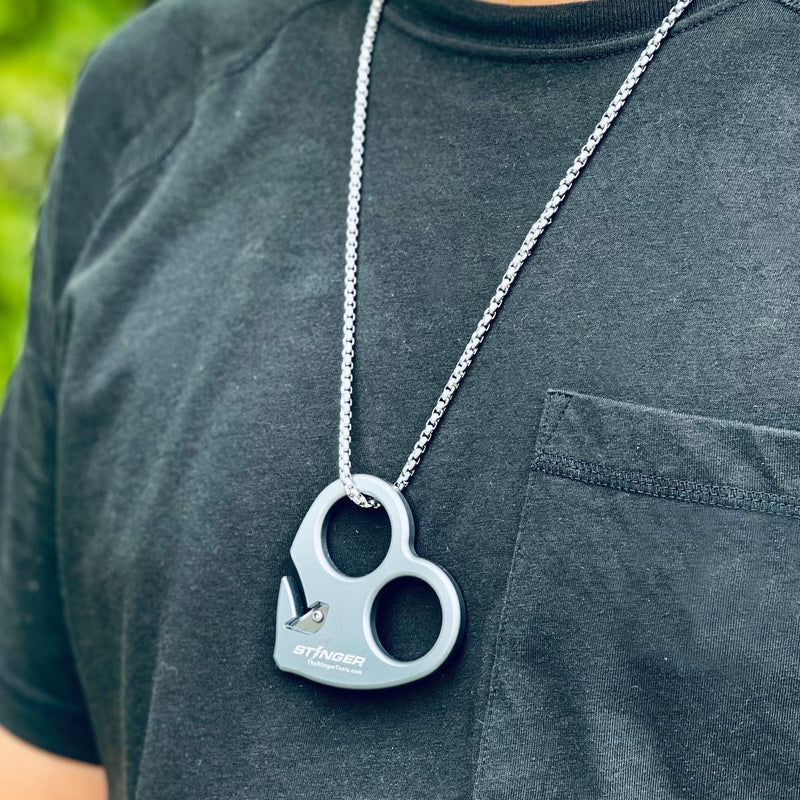Load image into Gallery viewer, Emergency Escape Tool Keychain