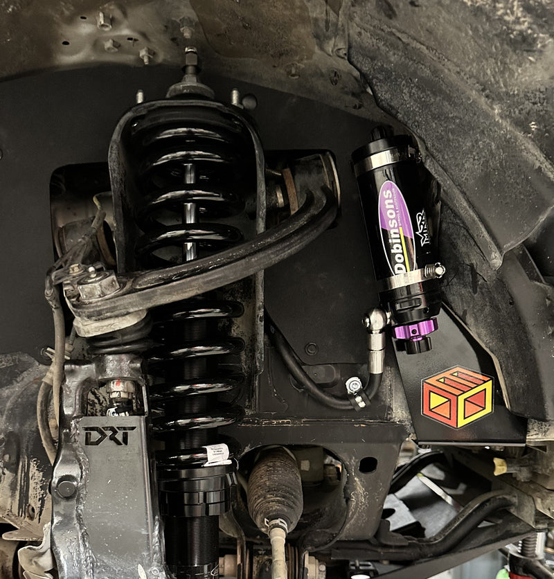 Load image into Gallery viewer, OEO Front Reservior Mounts for Dobinsons MRR - 4Runner/FJ Cruiser/Tacoma/GX470